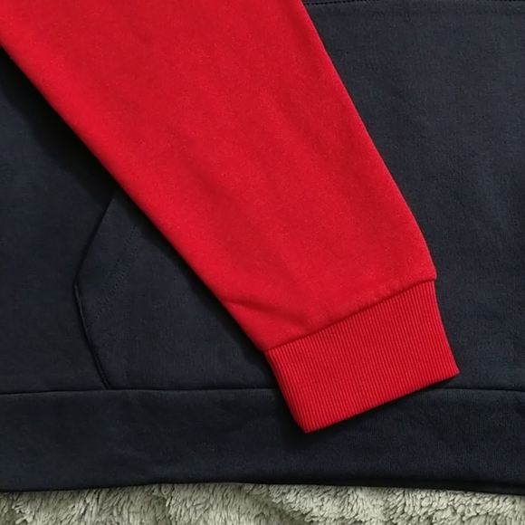 Men's Reebok hoodie - Picture 2 of 3